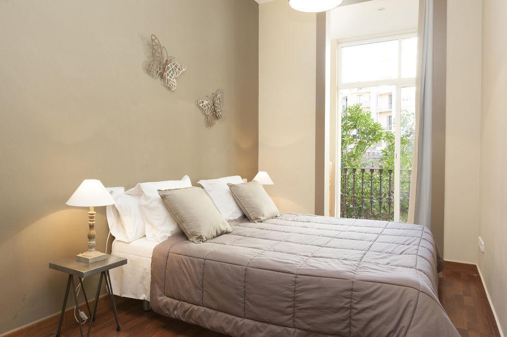 Апартаменти Easy Sleep Gaudi Terrace Барселона Екстер'єр фото