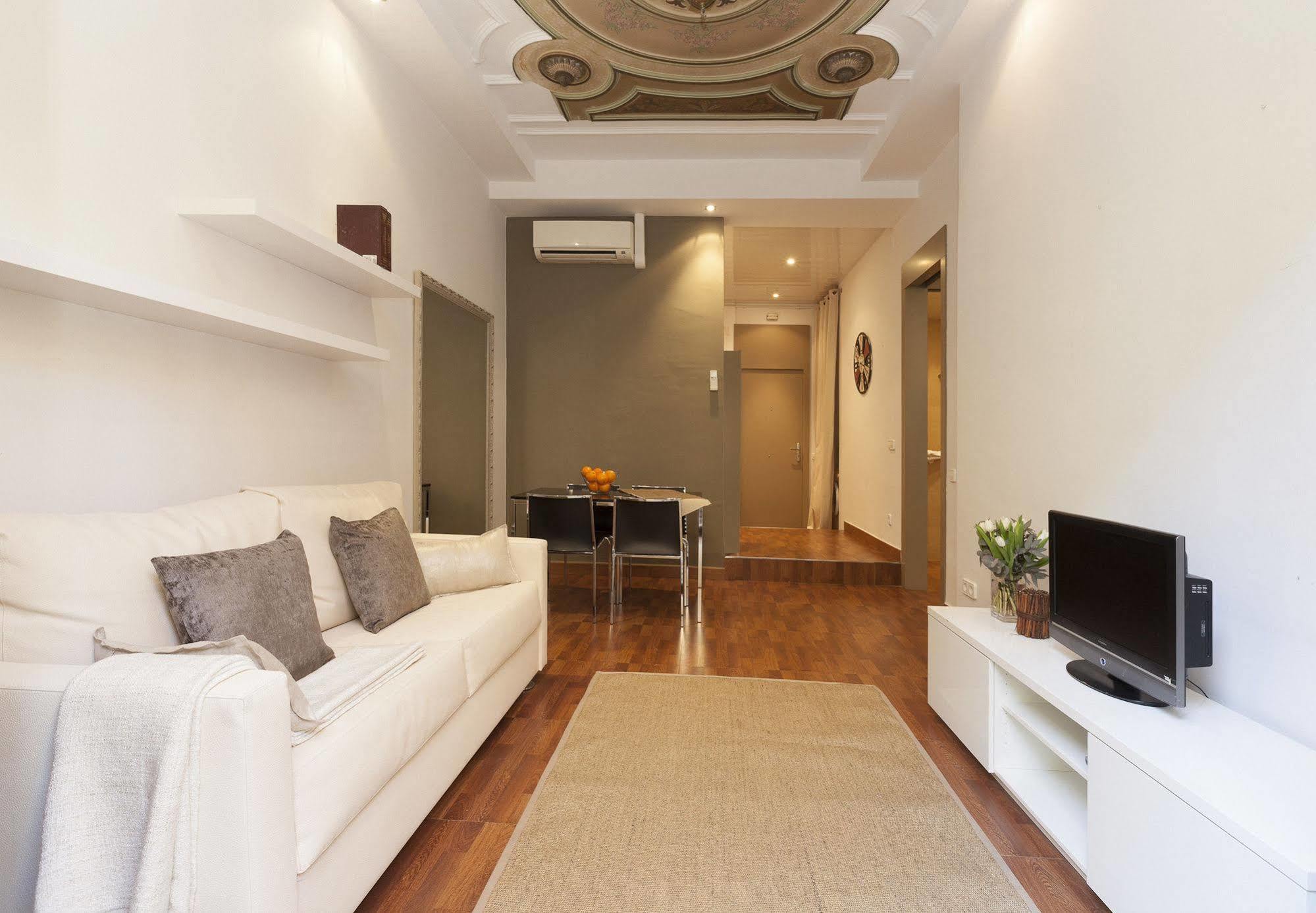 Апартаменти Easy Sleep Gaudi Terrace Барселона Екстер'єр фото