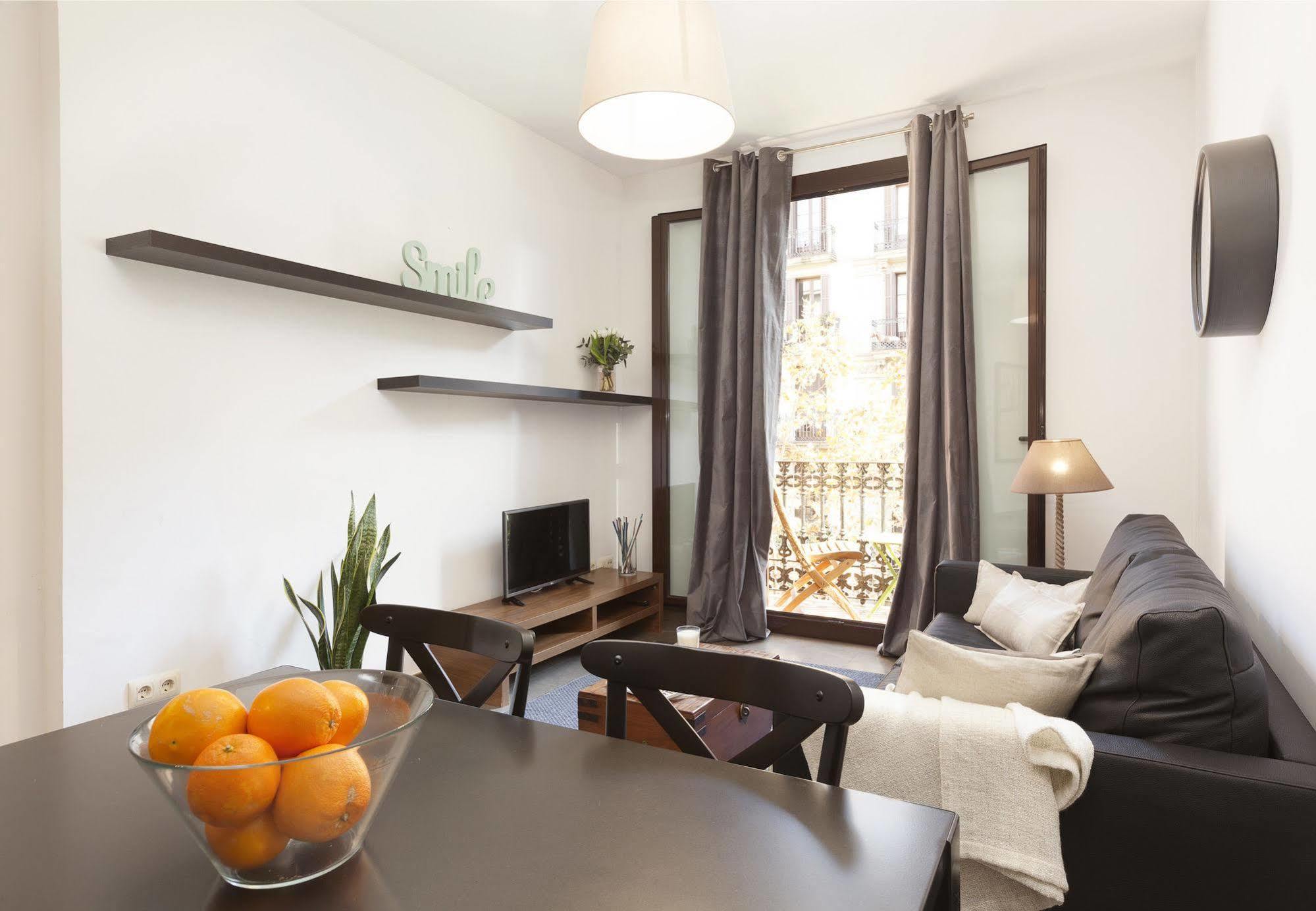 Апартаменти Easy Sleep Gaudi Terrace Барселона Екстер'єр фото