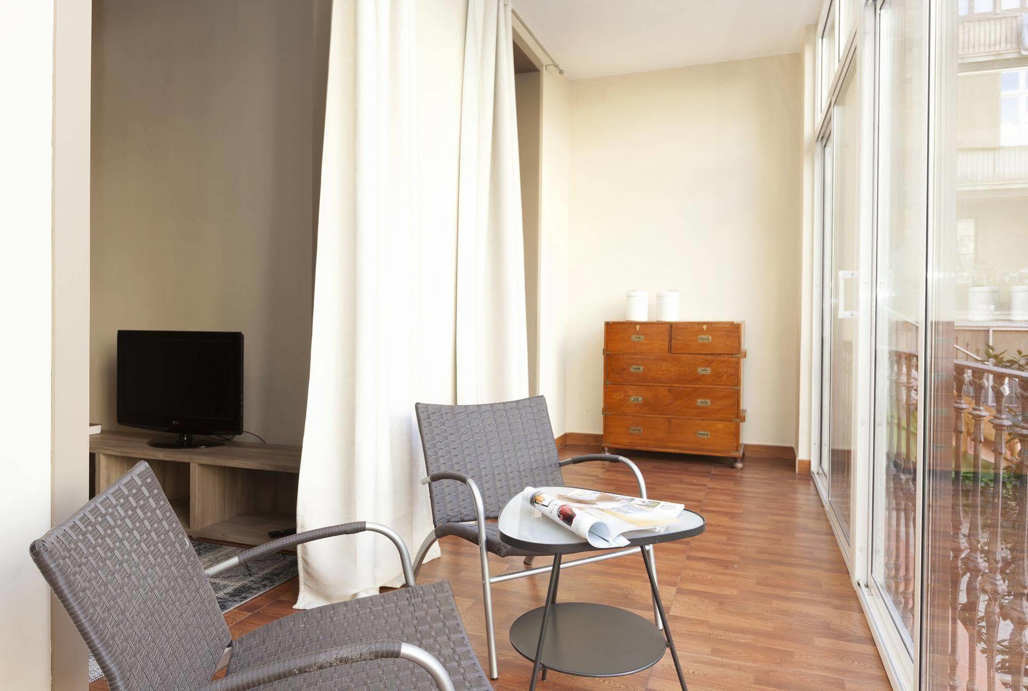 Апартаменти Easy Sleep Gaudi Terrace Барселона Екстер'єр фото