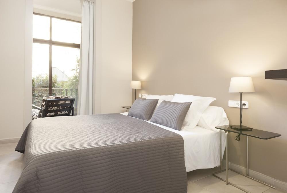 Апартаменти Easy Sleep Gaudi Terrace Барселона Екстер'єр фото
